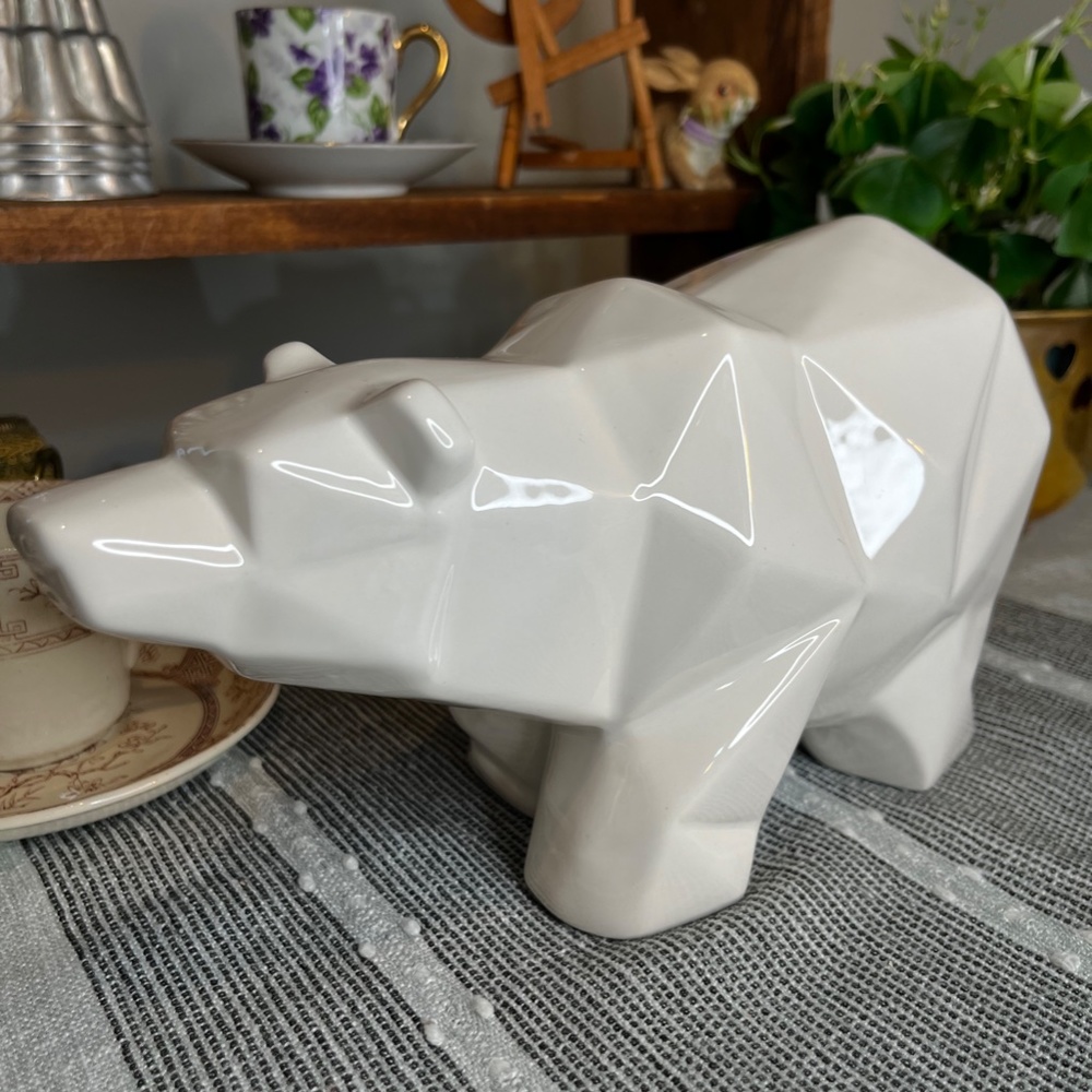 Polar Bear Sculpture - Faceted Geometric Diamond Pattern Ceramic Statue